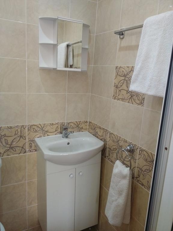Guest House Emiliya Ovchartsi  Ngoại thất bức ảnh